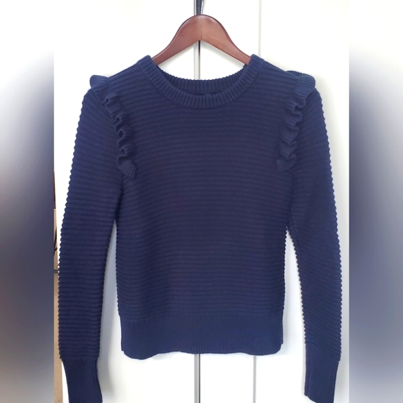 Banana Republic Ruffle shoulder sleeve knit sweater Ladies sz. S - Picture 1 of 7